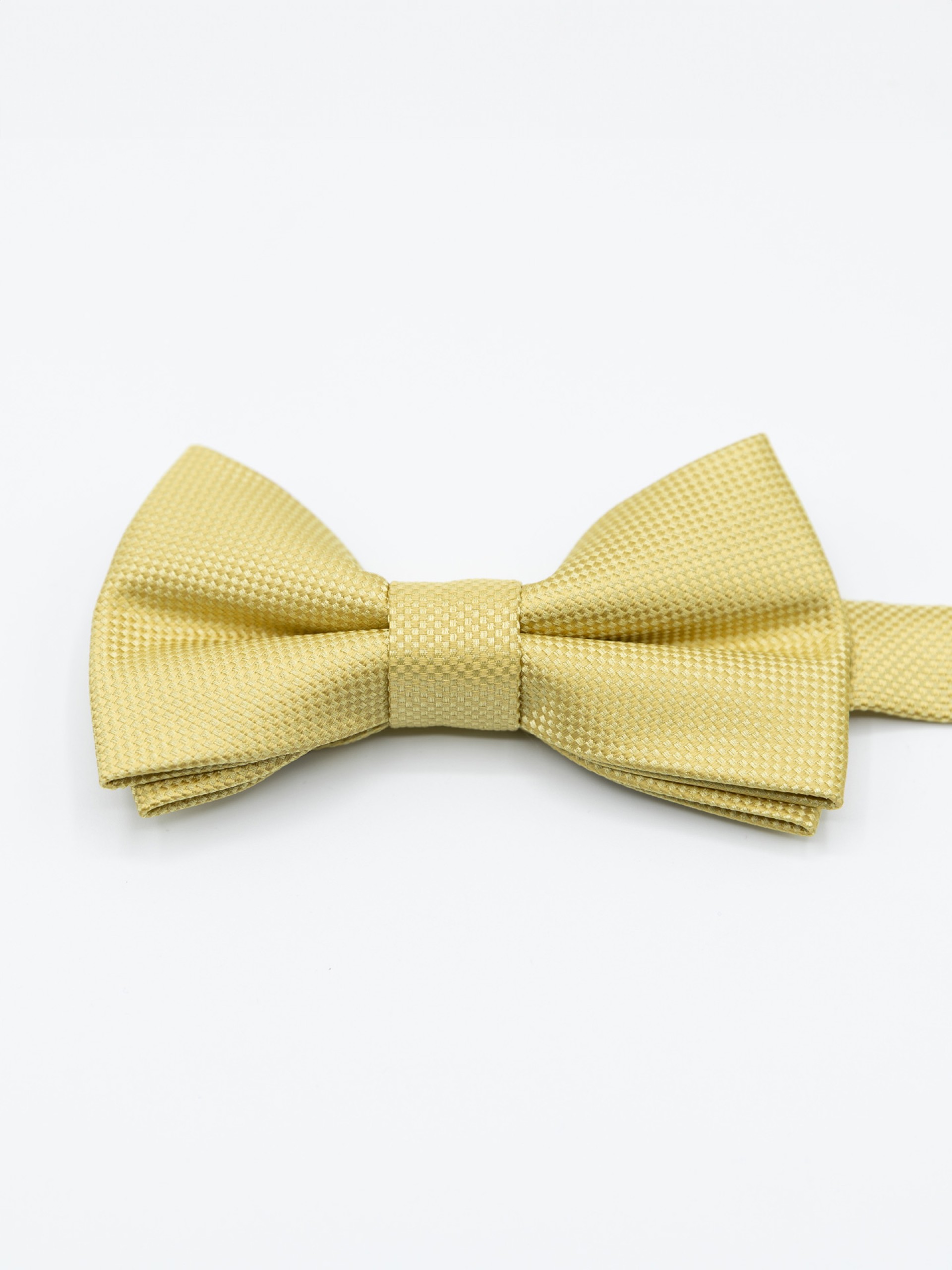 Bow tie with micro pattern