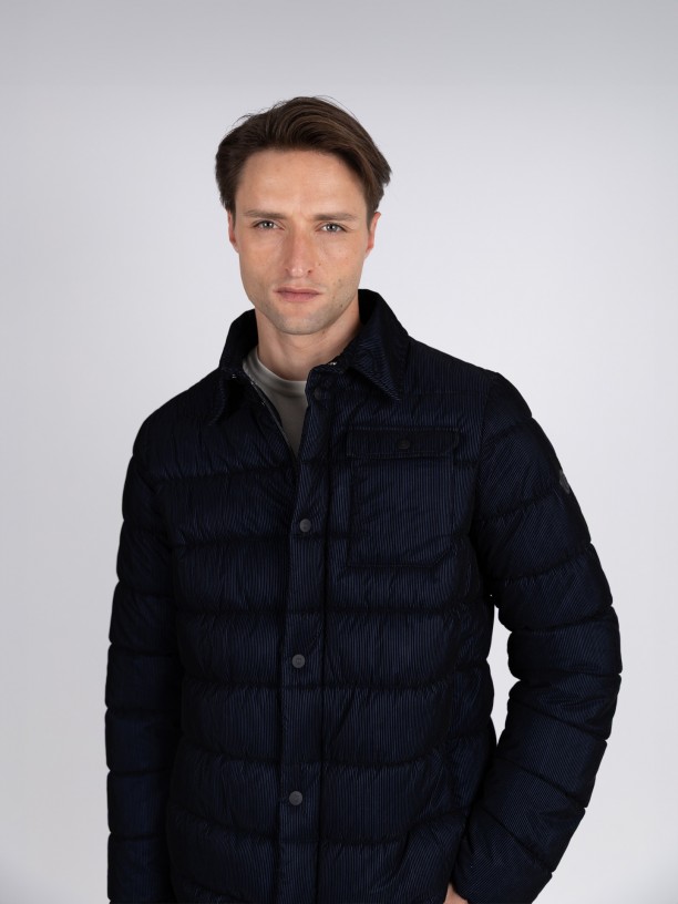 Padded jacket with a velvety touch. Padded jacket with a velvety touch.