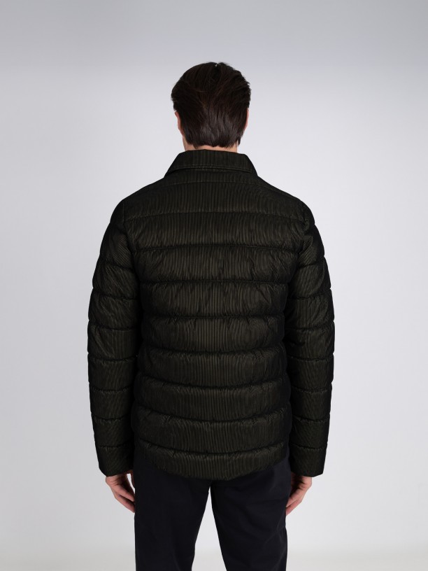 Padded jacket with a velvety touch. Padded jacket with a velvety touch.