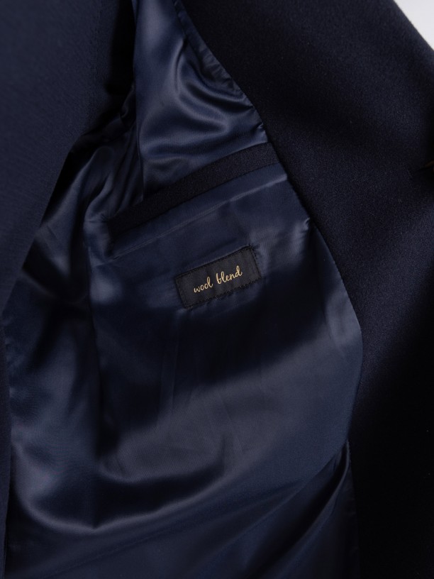 Sobretudo slim fit lapela clssica