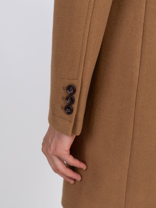 Sobretudo slim fit lapela clssica