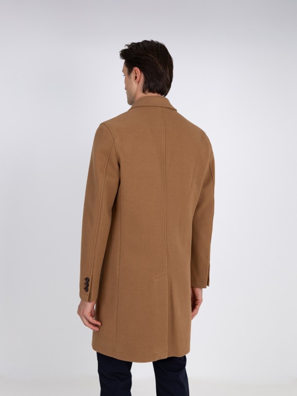 Sobretudo slim fit lapela clssica
