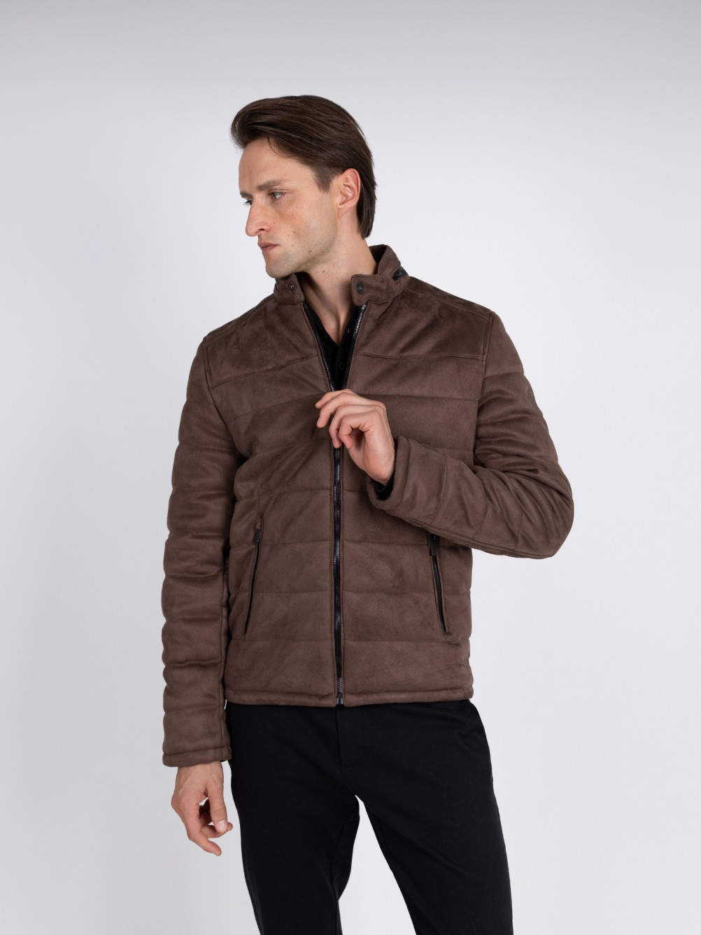 Blus�o acolchoado com efeito camur�a