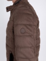 Blus�o acolchoado com efeito camur�a