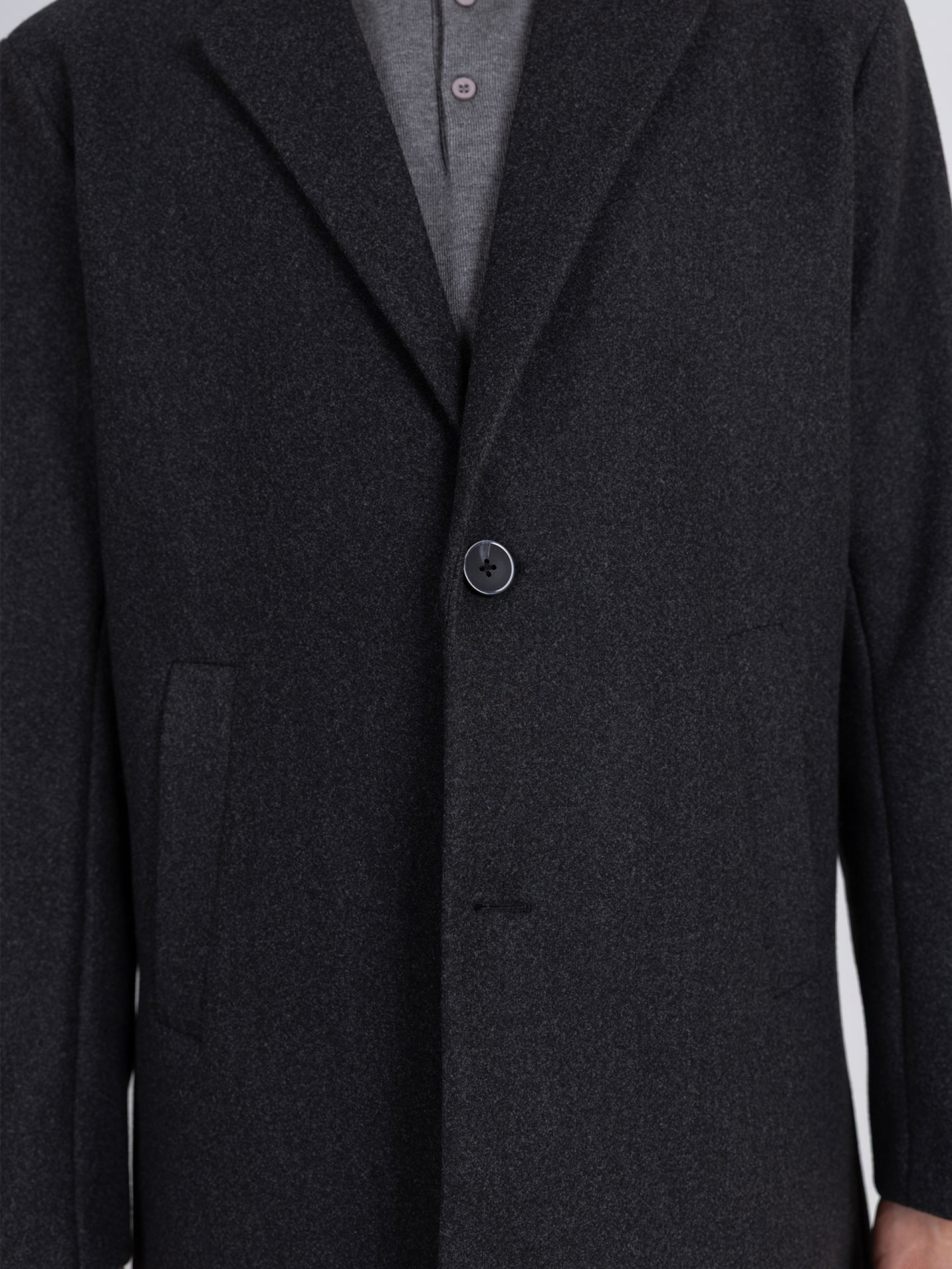 Sobretodo con solapa clásica