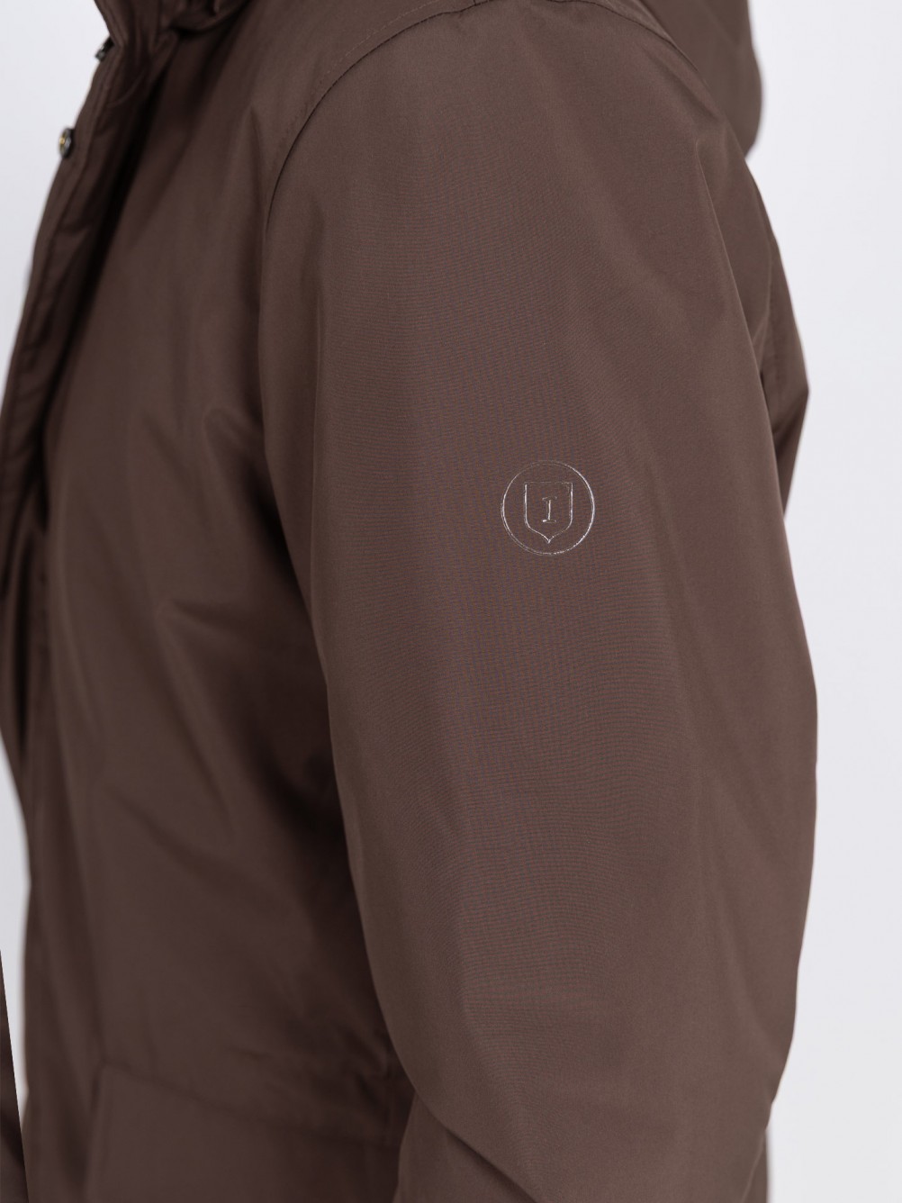Parka t�cnica con capucha