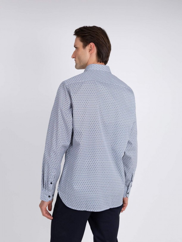 Camisa com padro casual