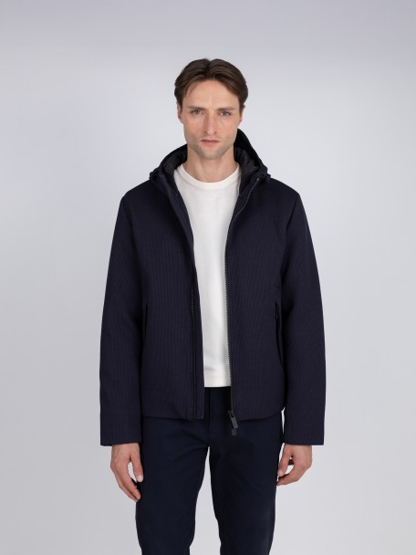 Blus�o de malha com capuz