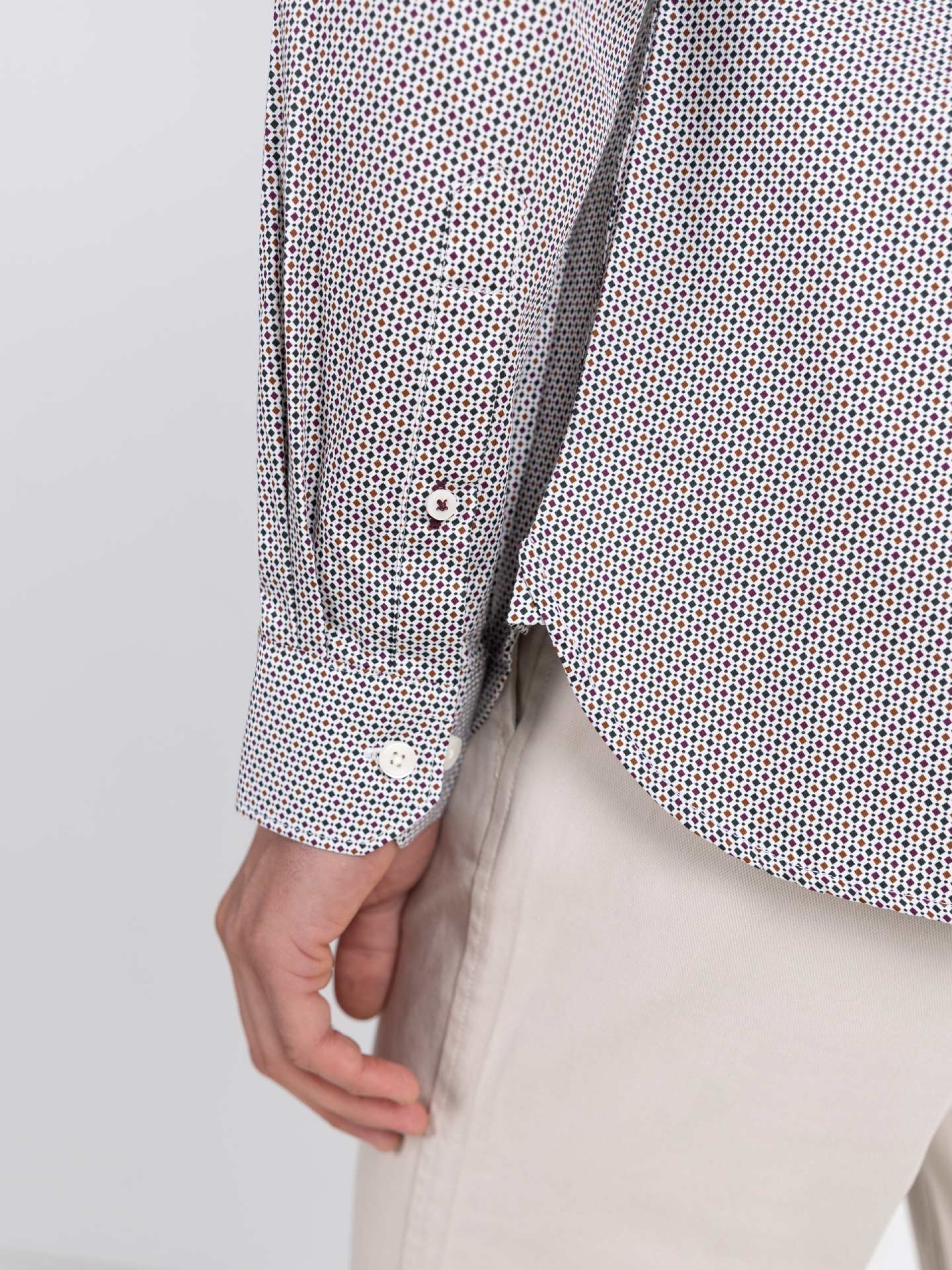 Camisa casual com padrão