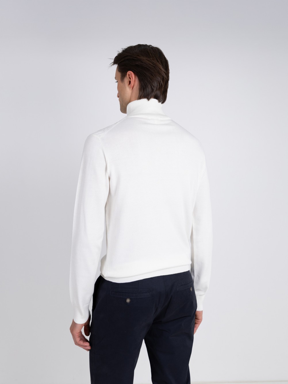 Camisola de gola alta