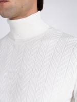 Camisola de gola alta