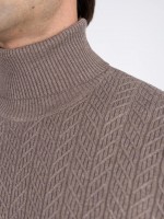 Camisola de gola alta