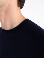 100% merino wool knitted jumper 100% merino wool knitted jumper