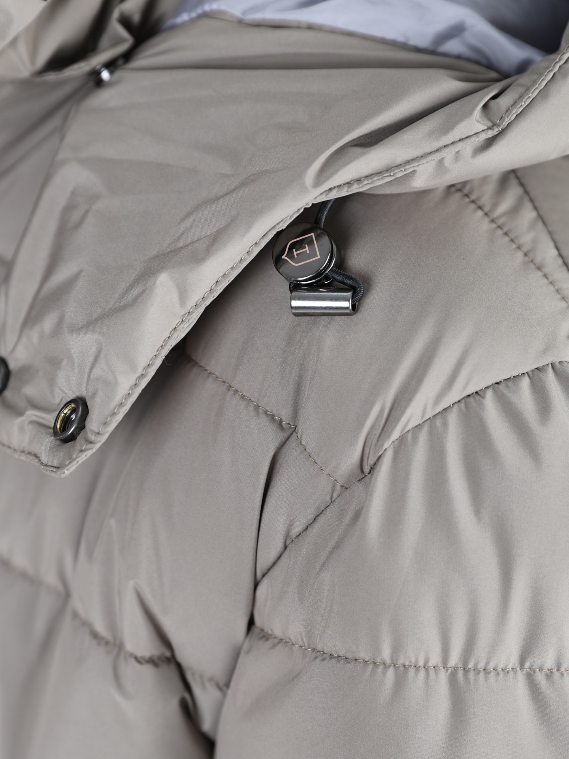 Parka técnica com vista interior