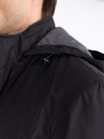 Parka técnica com capuz Parka técnica com capuz
