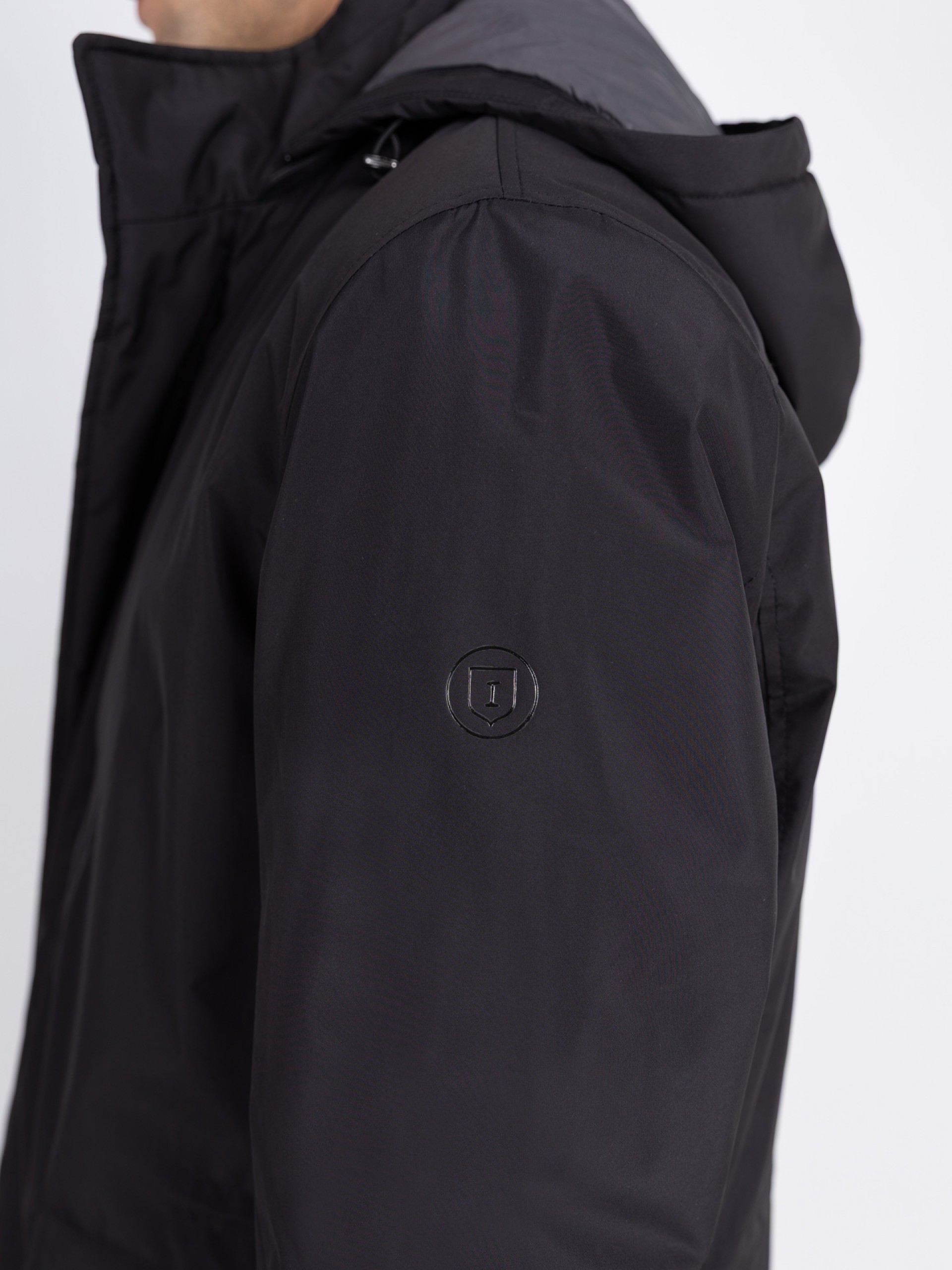 Technical parka with hood