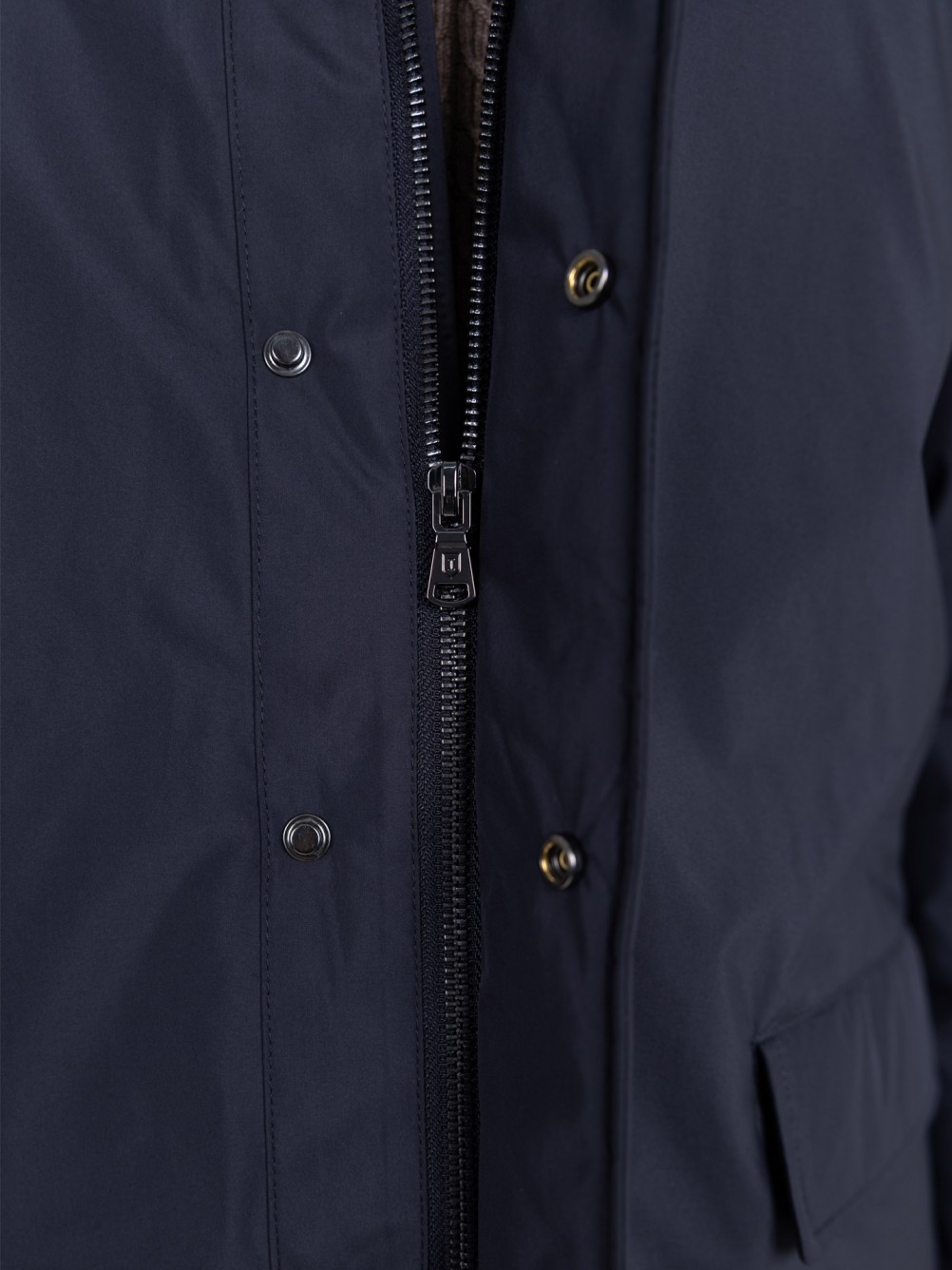 Parka t�cnica con capucha