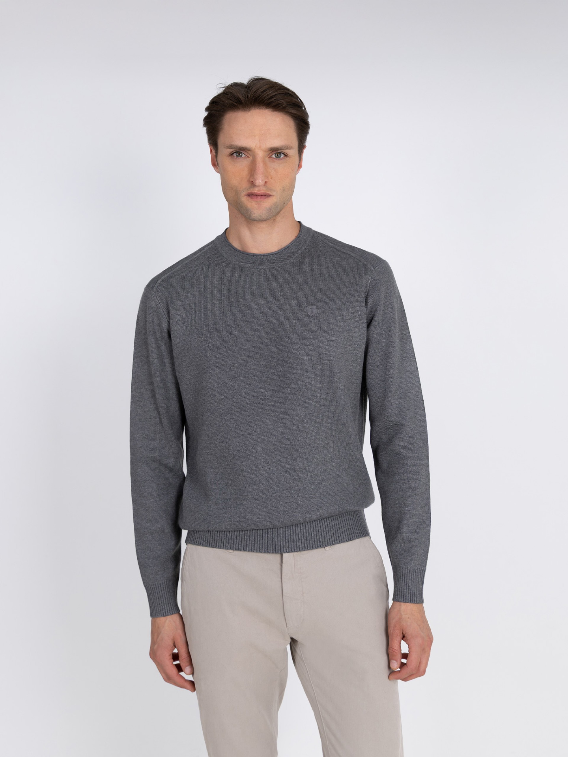 Structured crew-neck knit