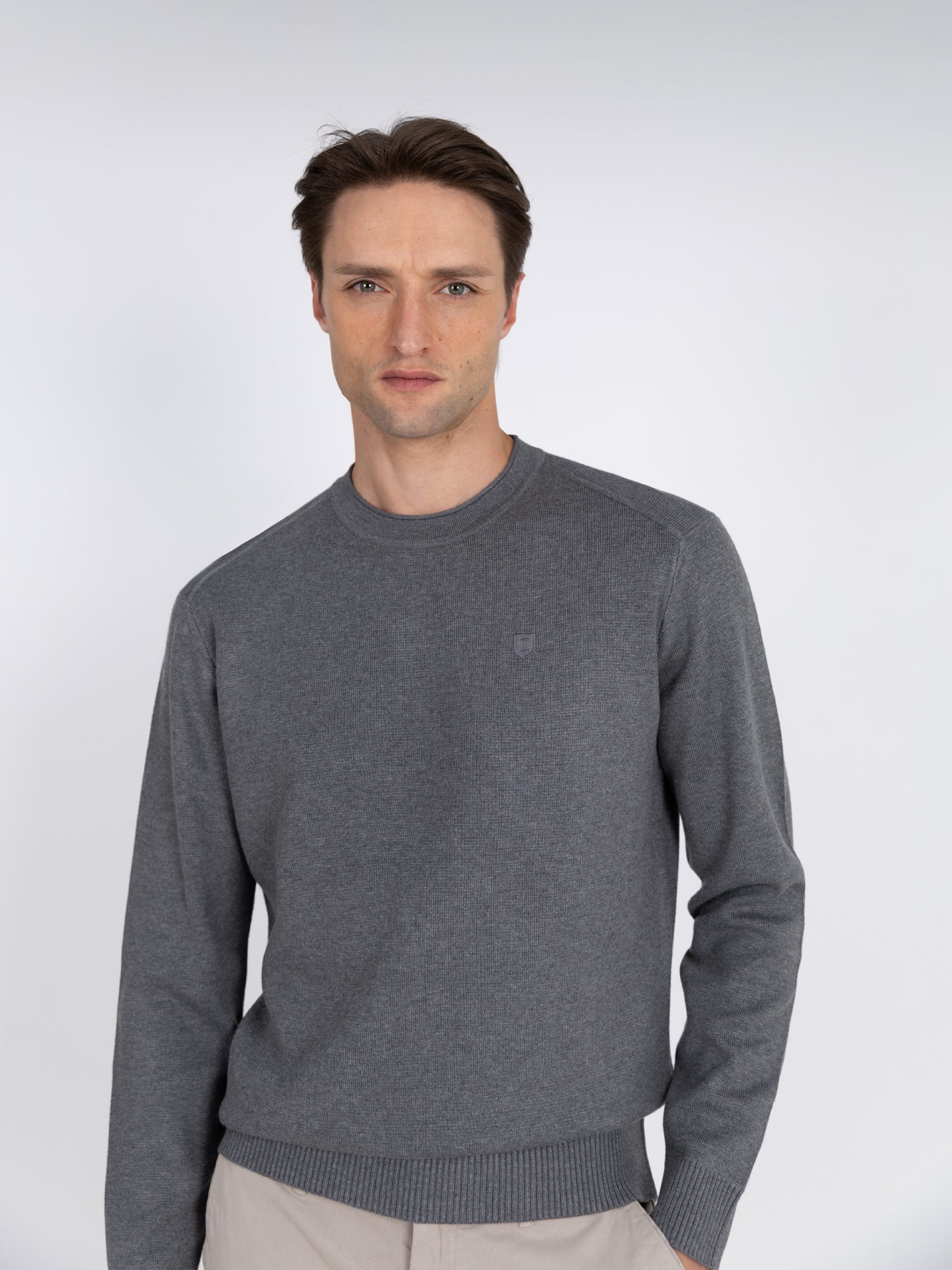 Structured crew-neck knit