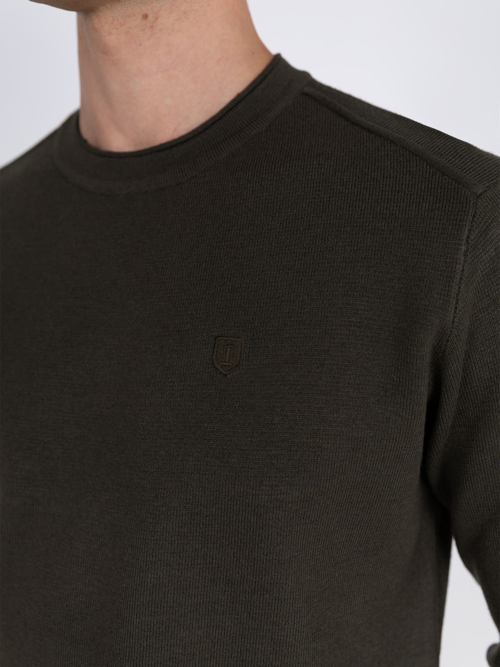 Structured crew-neck knit