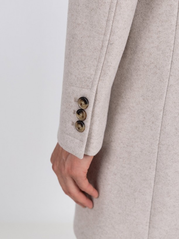 Sobretudo slim fit lapela clssica