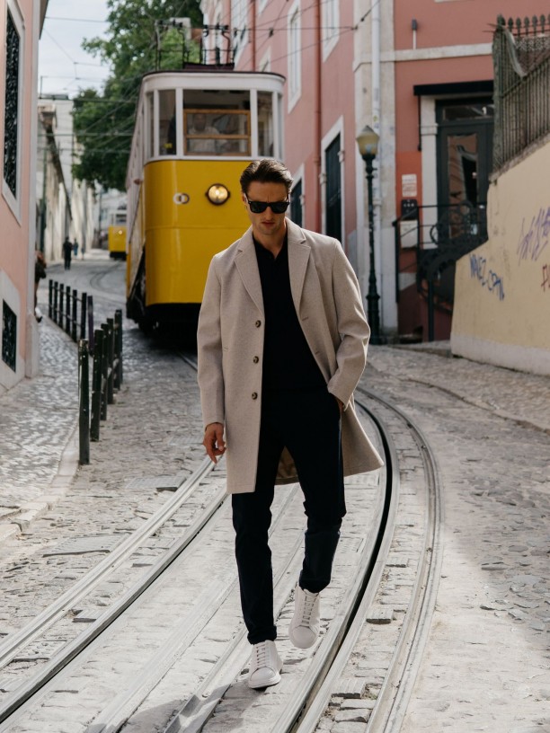 Sobretudo slim fit lapela clssica