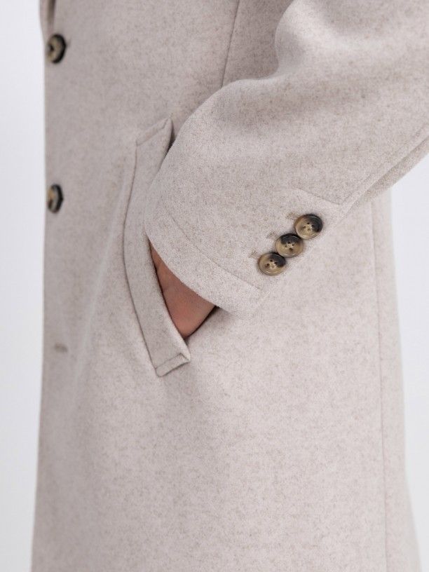 Sobretudo slim fit lapela clssica