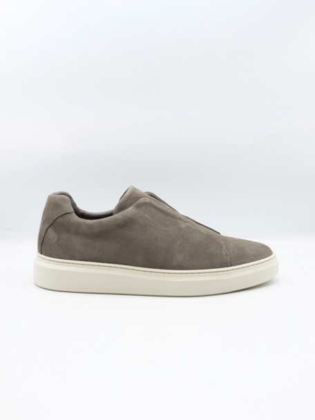 Casual sneaker