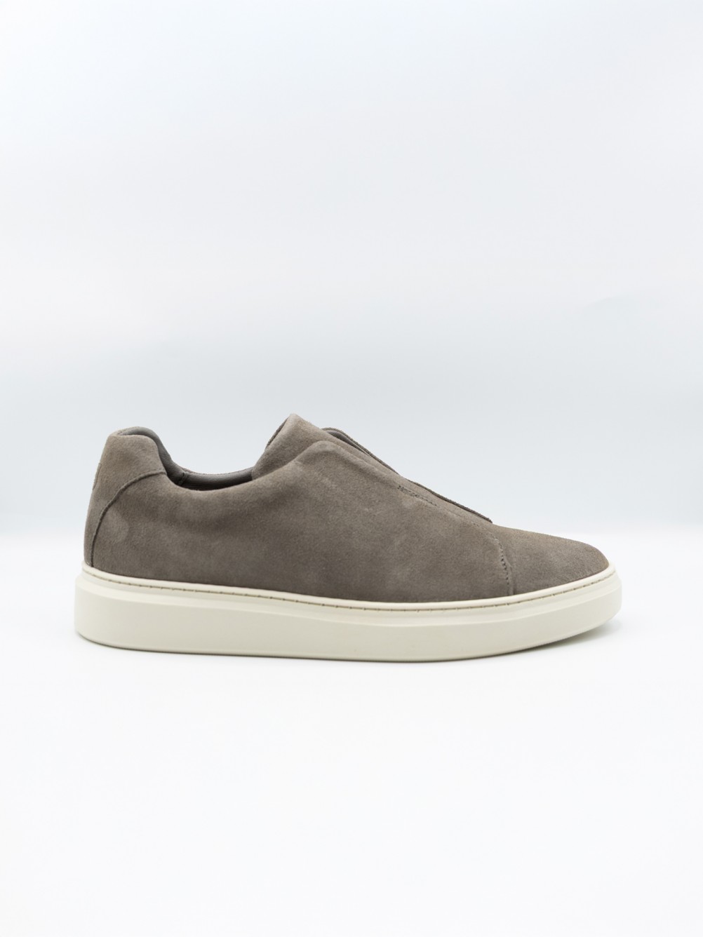 Casual sneaker