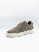 Casual sneaker Casual sneaker