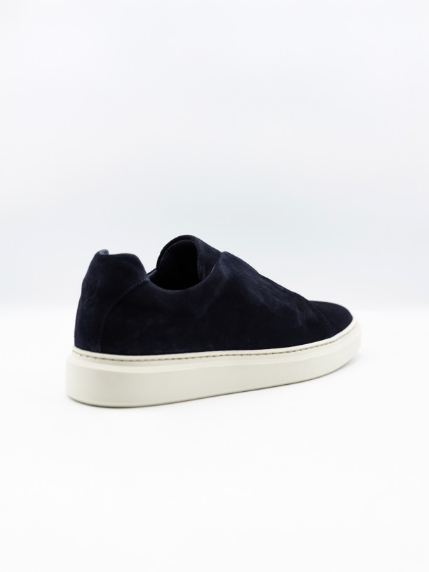 Casual sneaker