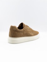 Casual sneaker Casual sneaker