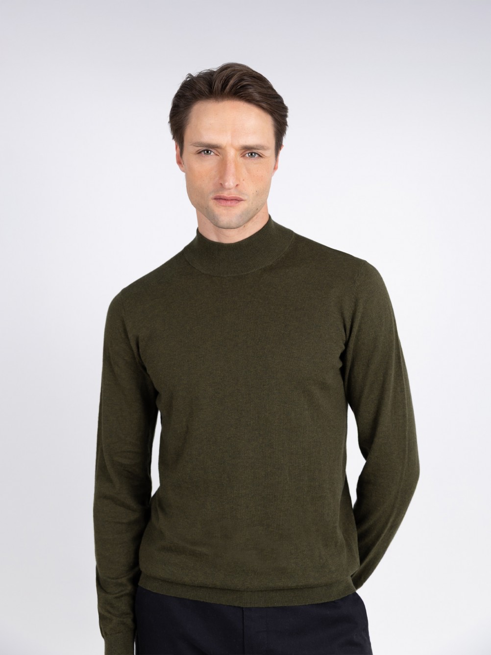 Camisola de meia gola algod�o e caxemira