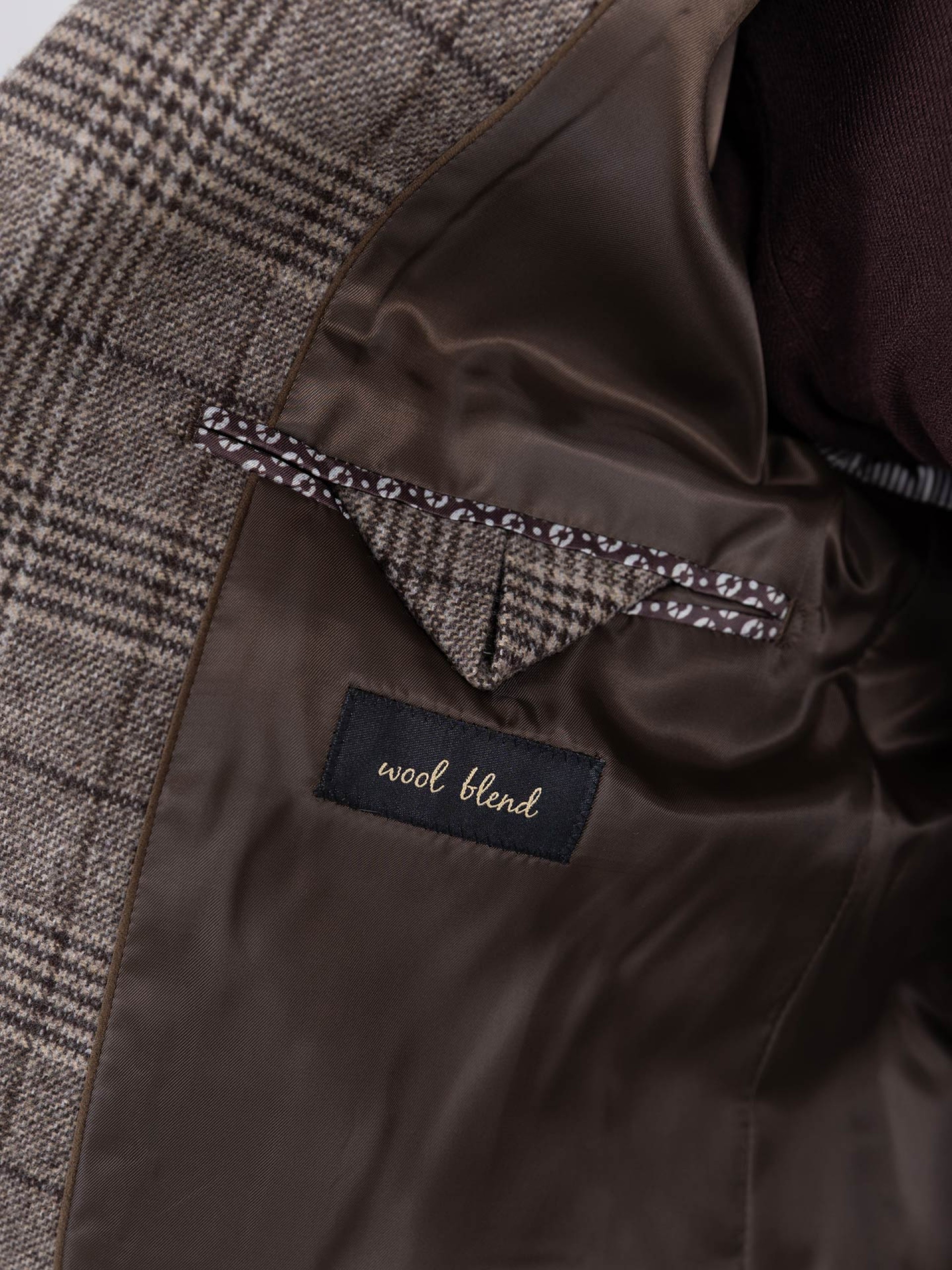 Wool blazer with checkered pattern