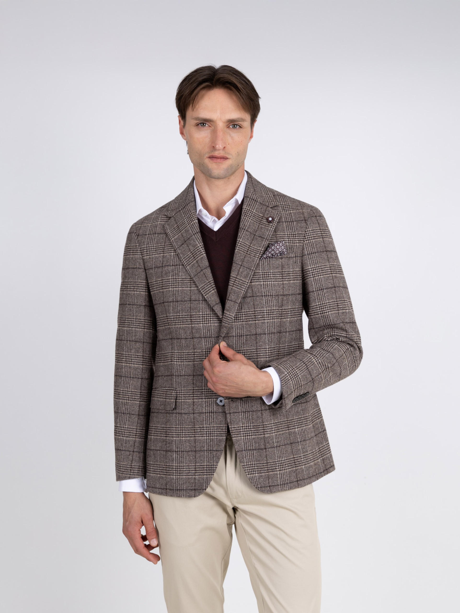 Wool blazer with checkered pattern