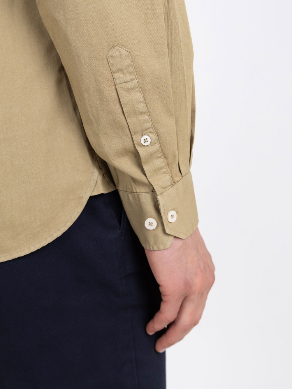 Camisa lisa 100% algod�o