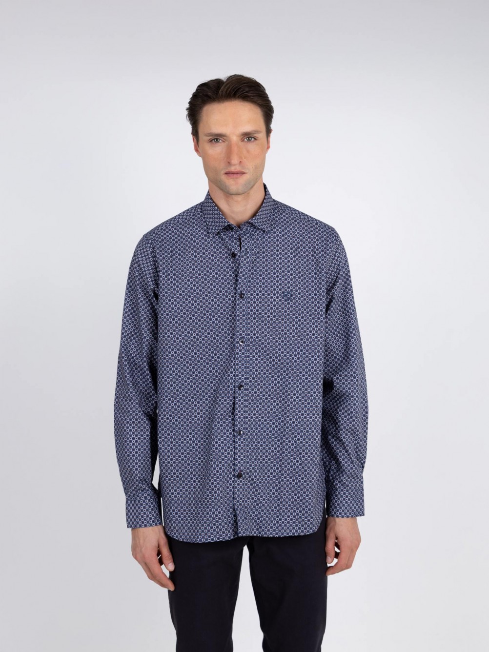 Camisa com padr�o casual