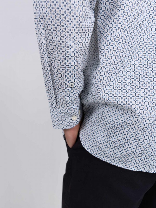 Camisa com padrão casual Camisa com padrão casual