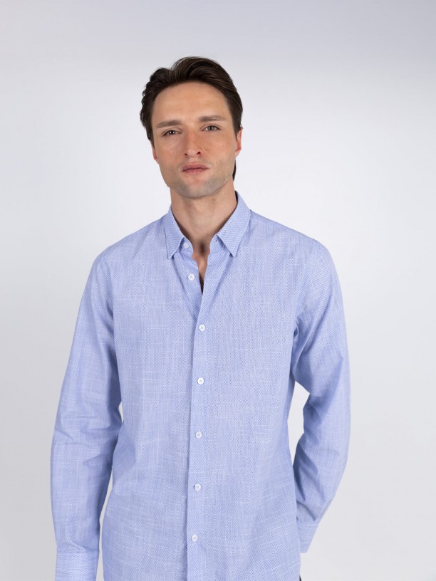 Camisa casual com padro slim fit