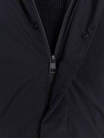 Parka técnica com capuz Parka técnica com capuz