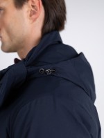 Parka técnica com capuz Parka técnica com capuz
