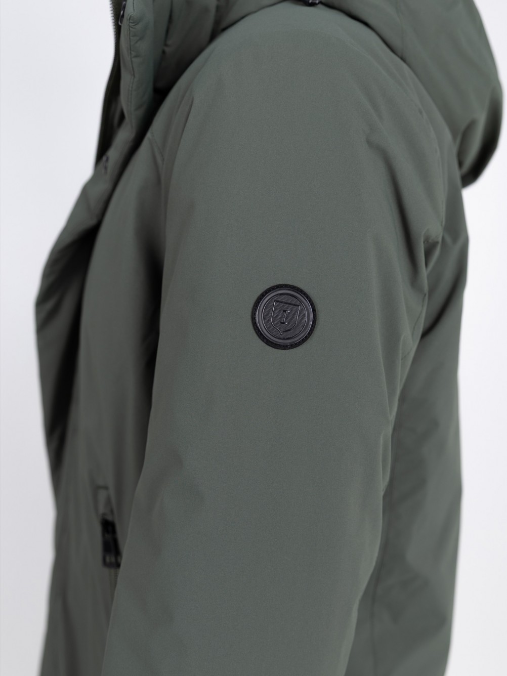 Technical parka with hood