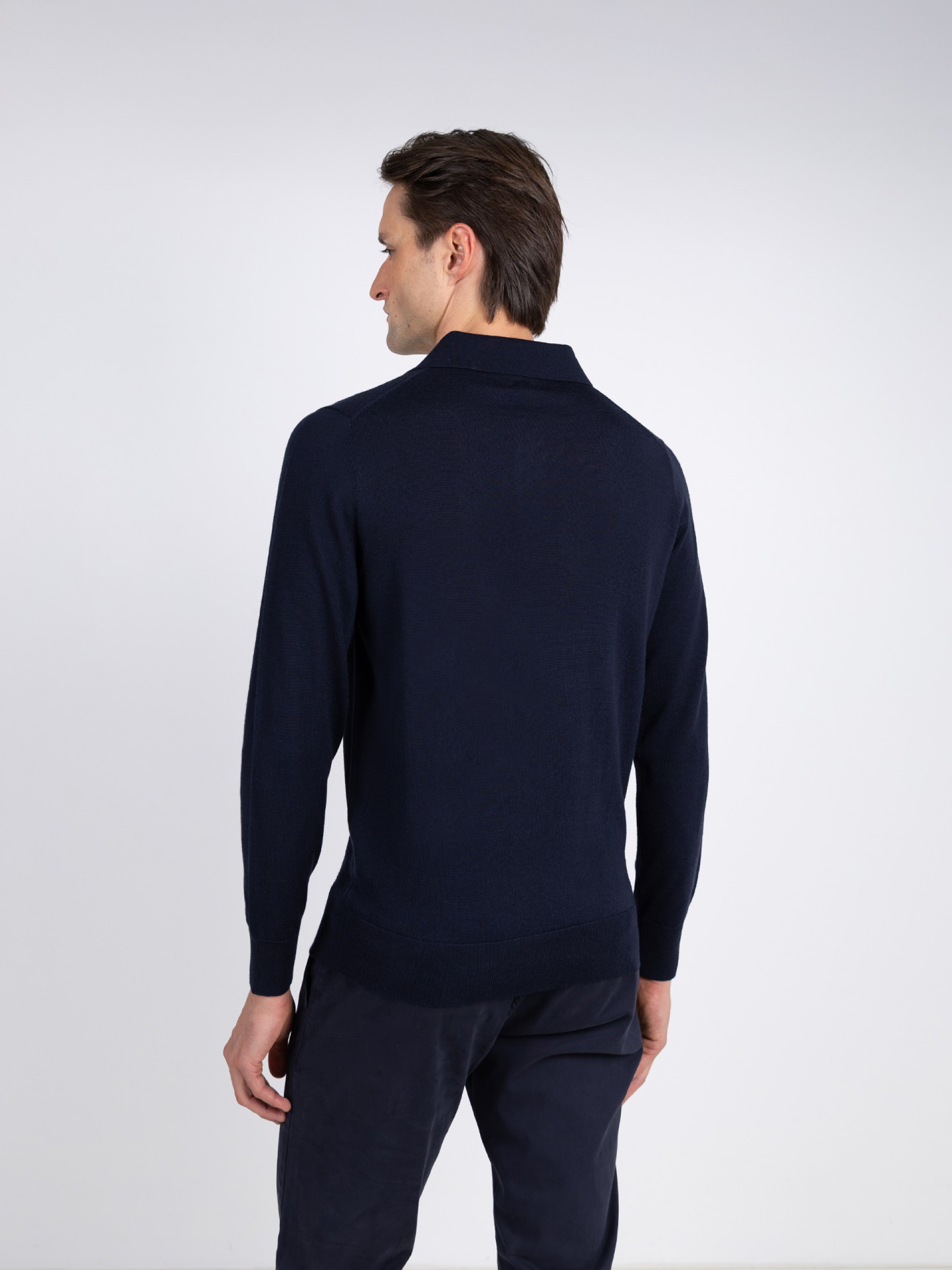 100% Merino wool long-sleeve knit polo