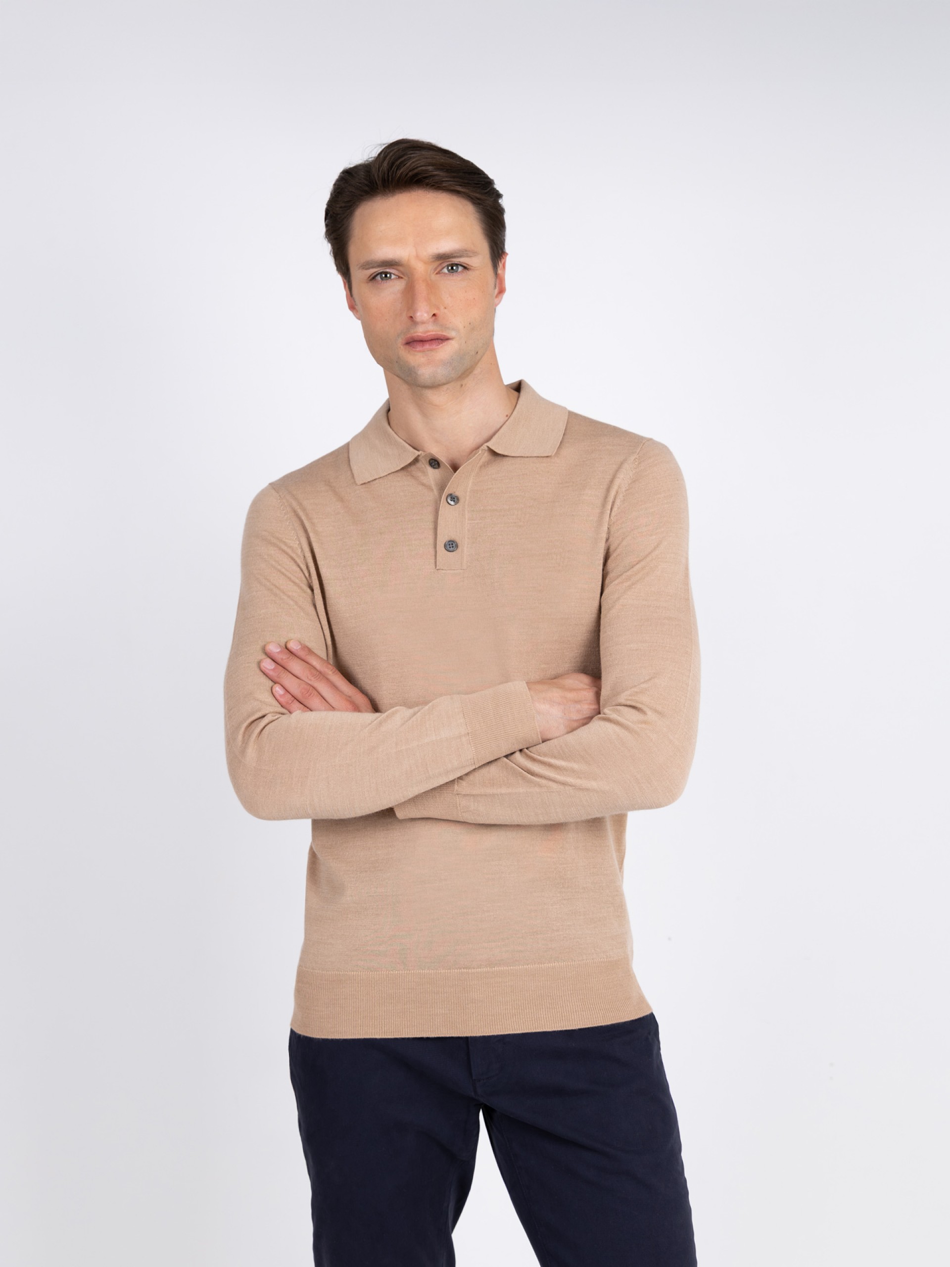 100% Merino wool long-sleeve knit polo