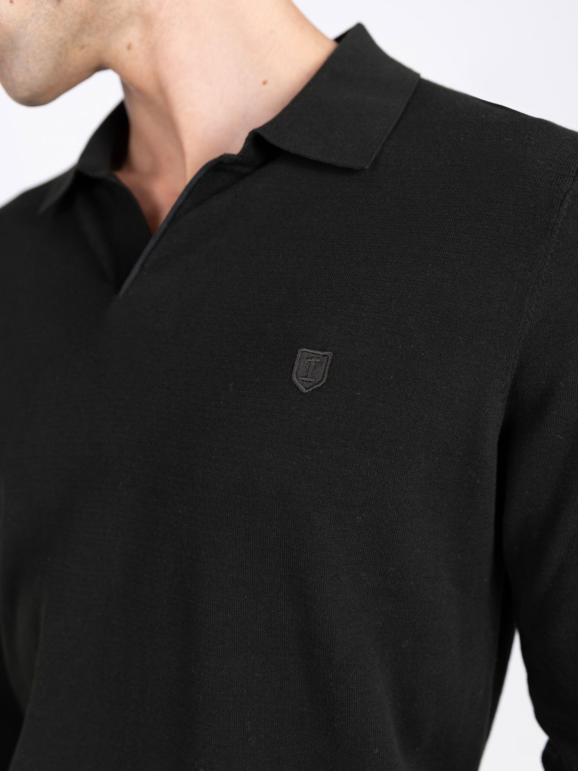 100% cotton long-sleeve knit polo
