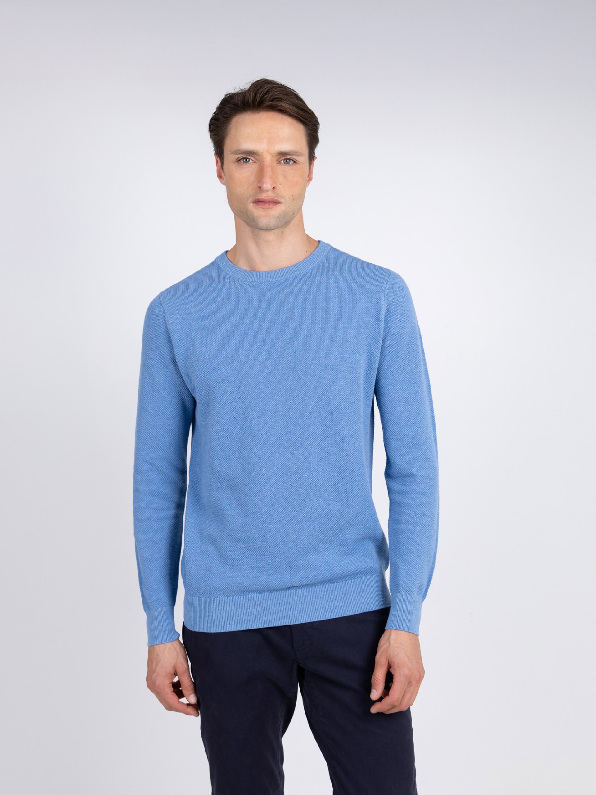 Cotton knit sweater with a round neck