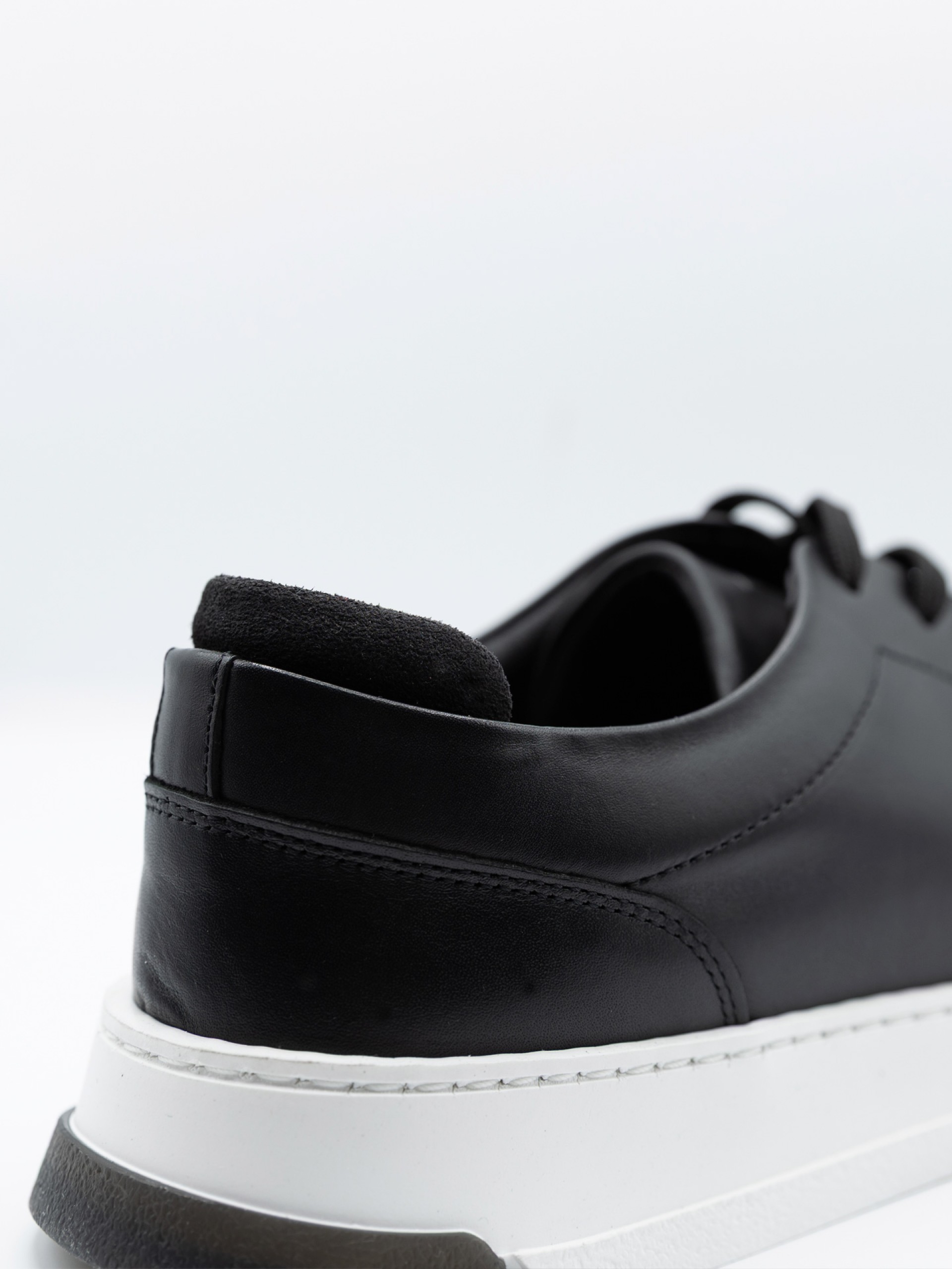 Bailarina de piel pulida