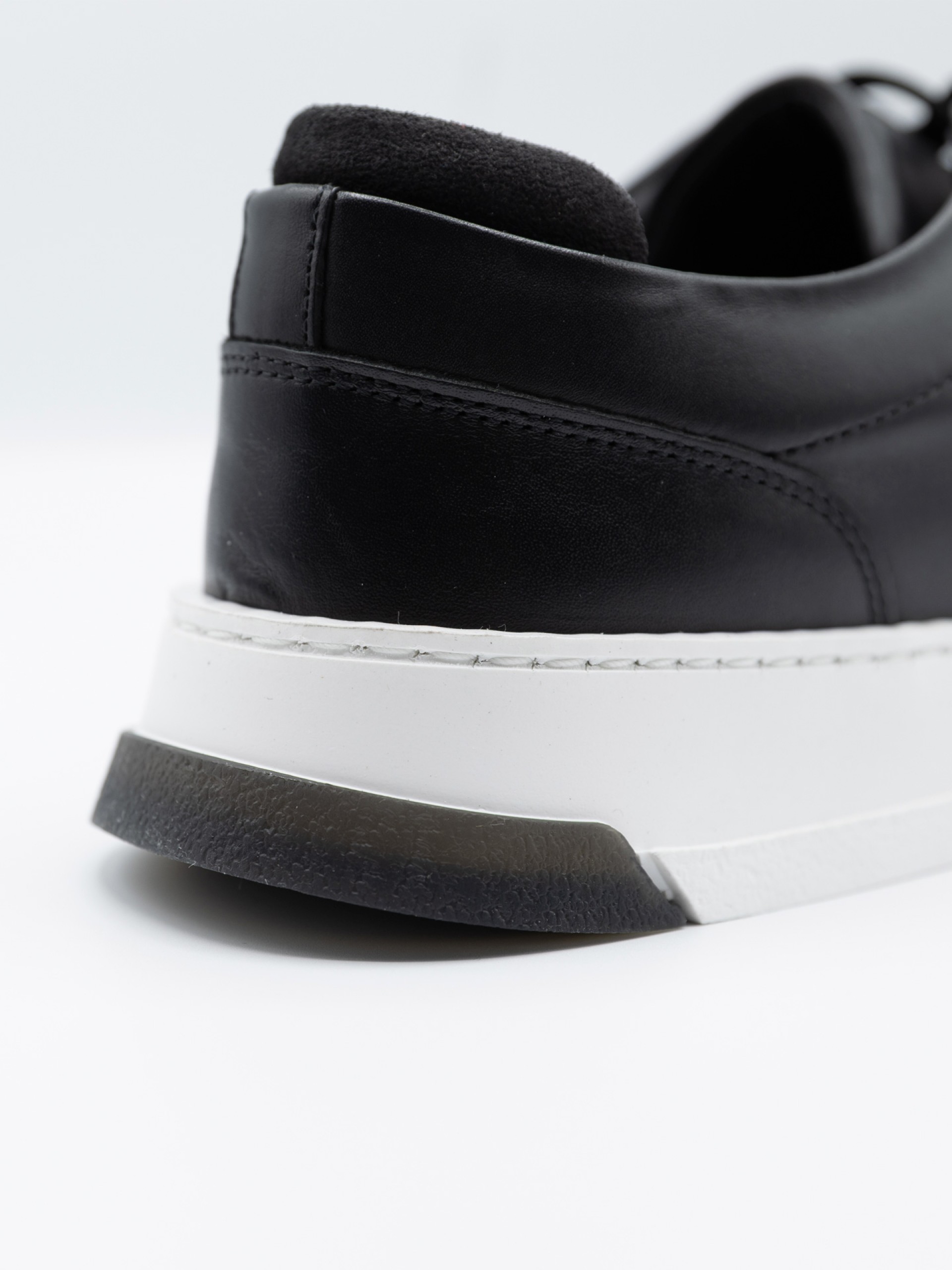 Bailarina de piel pulida