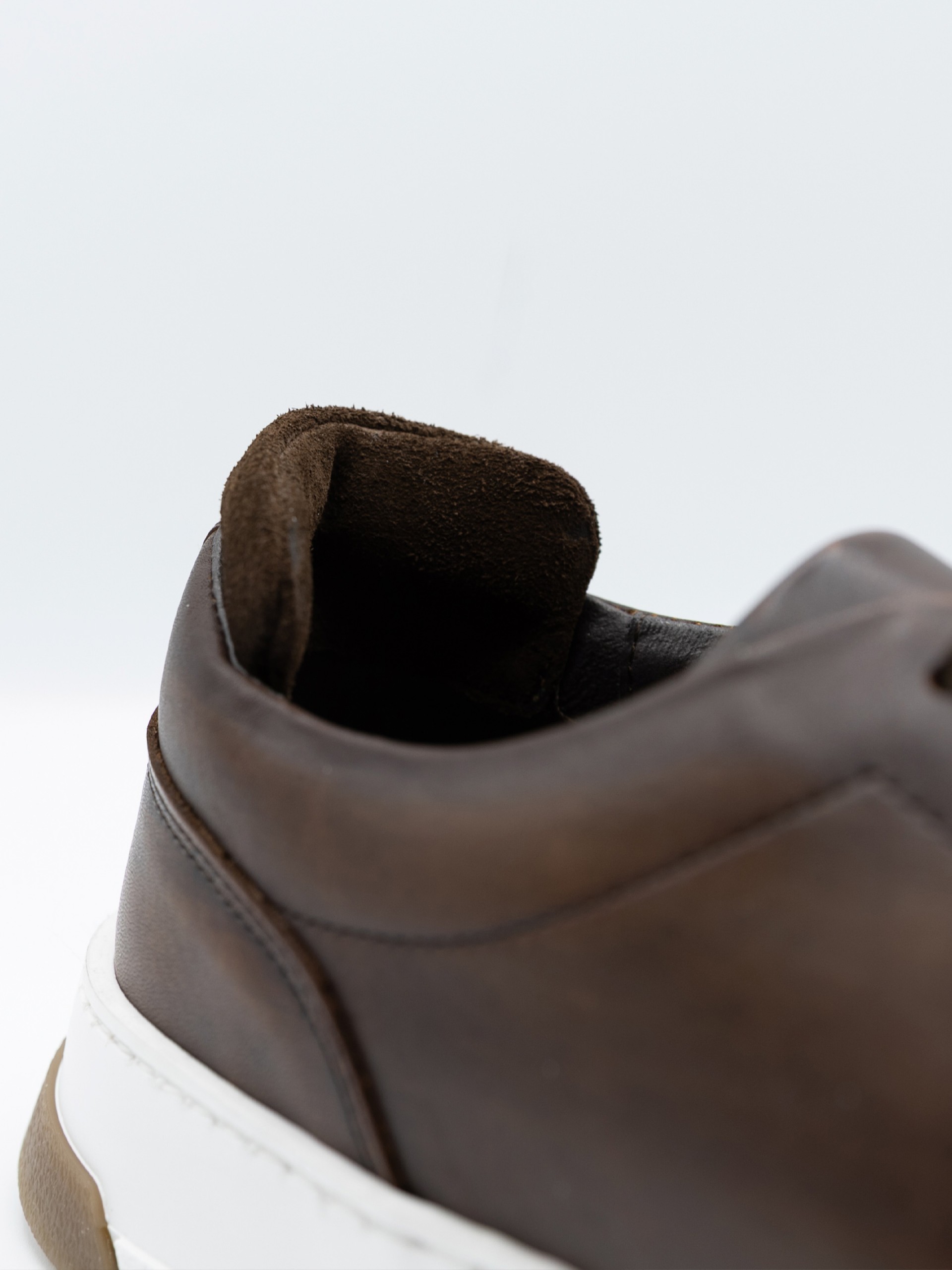 Polished leather ballet flat