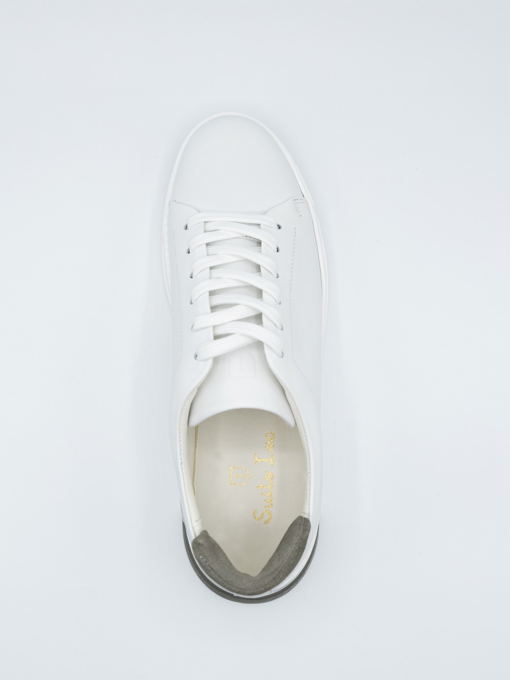 Polished leather ballet flat
